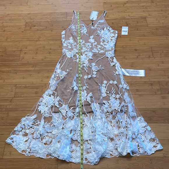 Dress The Population Audrey Midi Dress Sz Large  3D Floral Embroidered Fit Flare - Picture 15 of 17